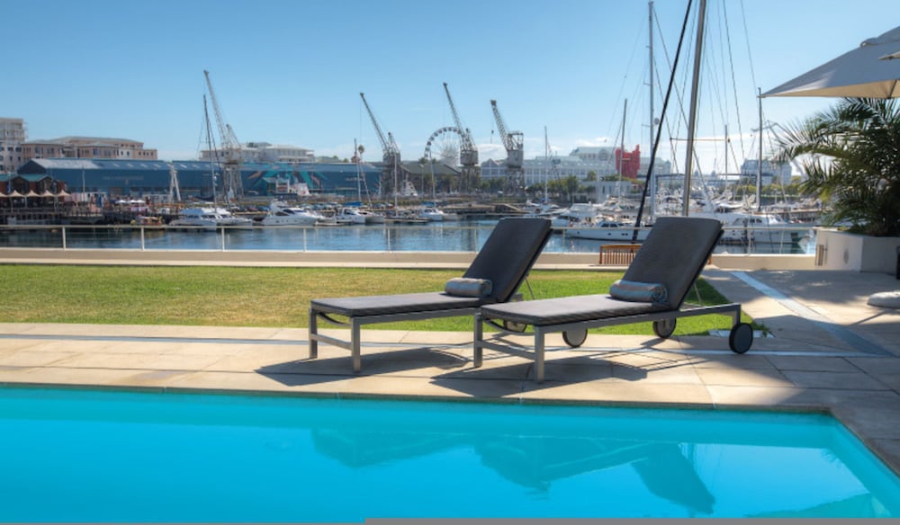 The Marina Family Penthouse - 710