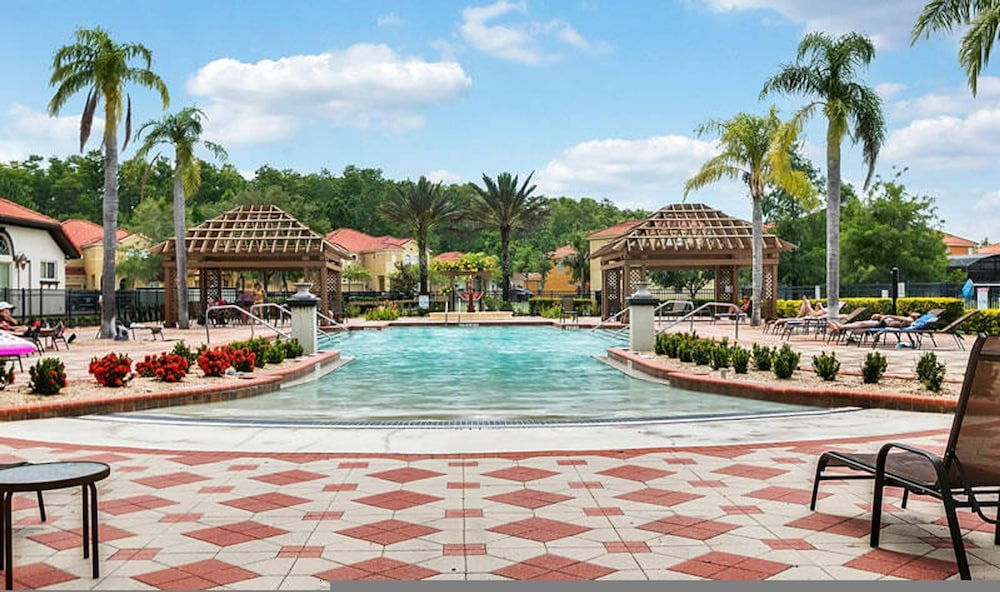 Spacious 12br Family Villa Near Disney Bella Vida