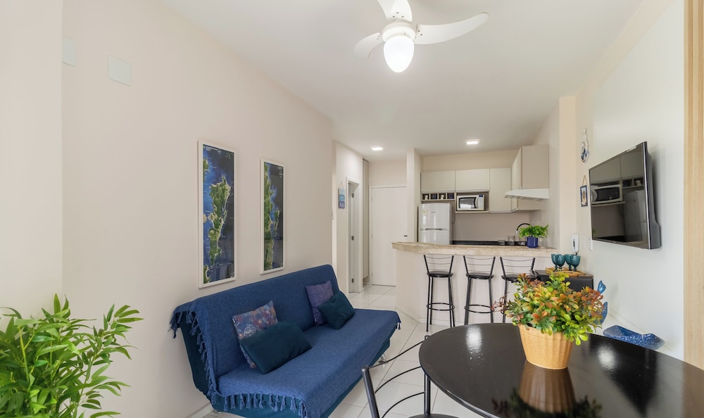 Charming Stay Steps From the Sea Ftm0401
