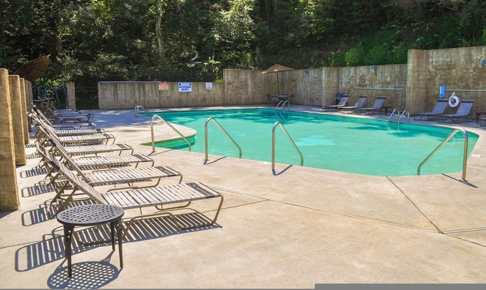 Fabulous View Pool Game Room Hot Tub and More view 2