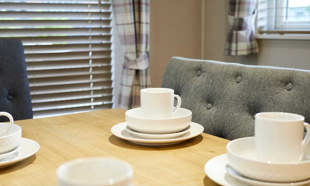 Host Stay Kinship Lodge