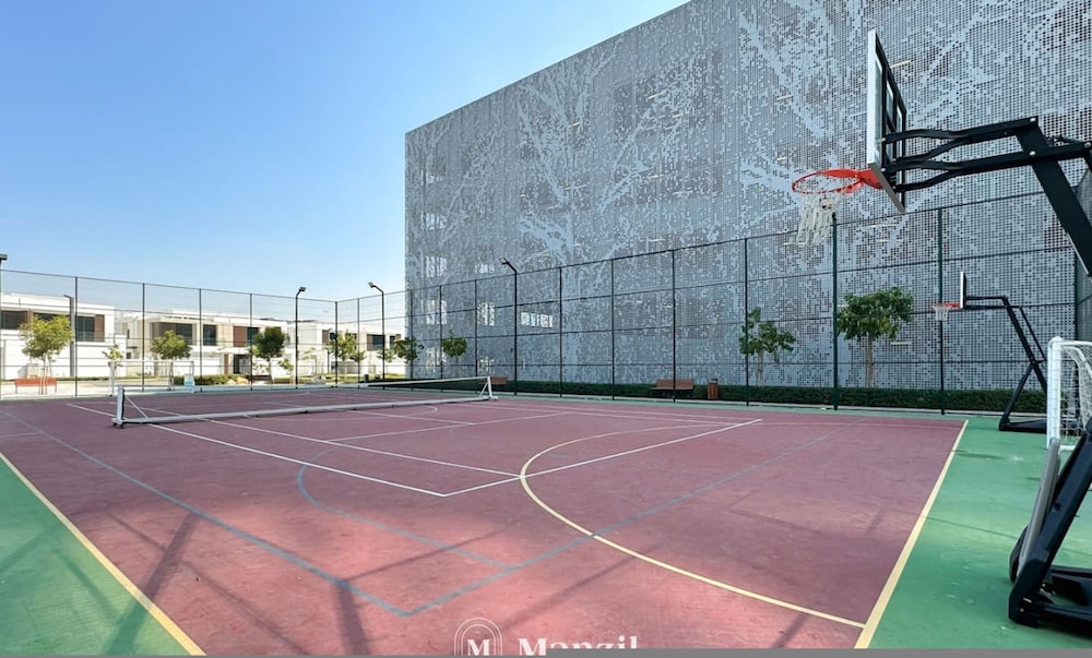 Manzil - 1BR District One Waterfront Living