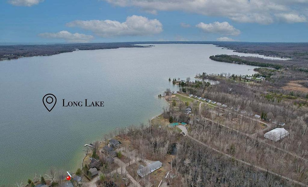 Long Lake Escape in Alpena