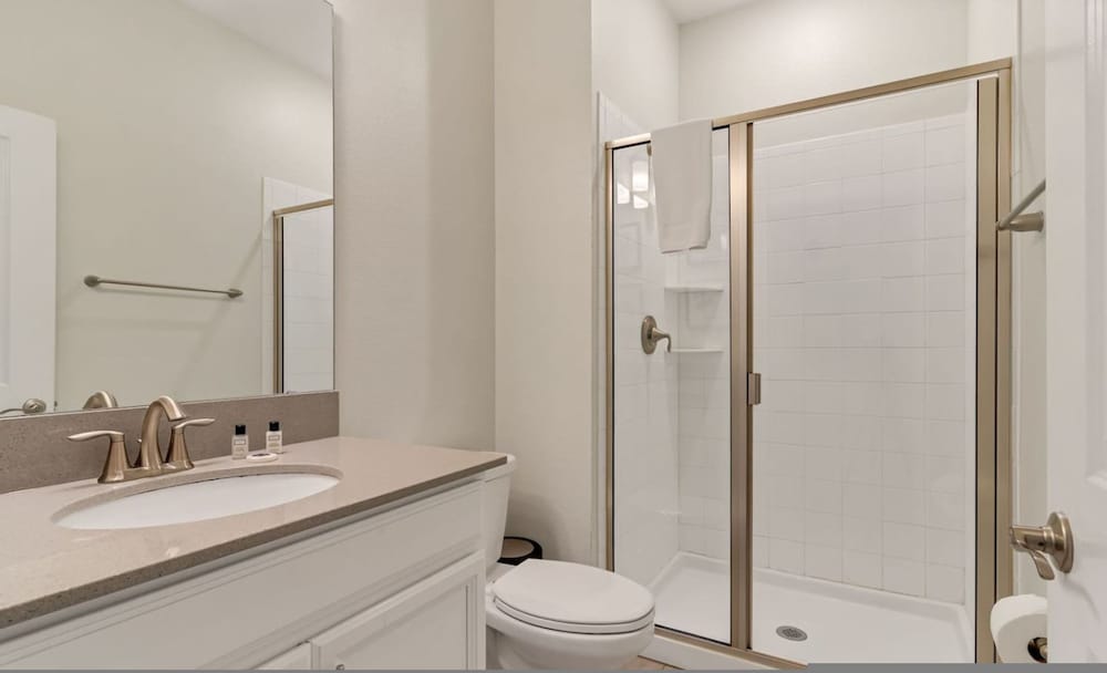Amazing 4bdr w Pool Near Disney - 4914