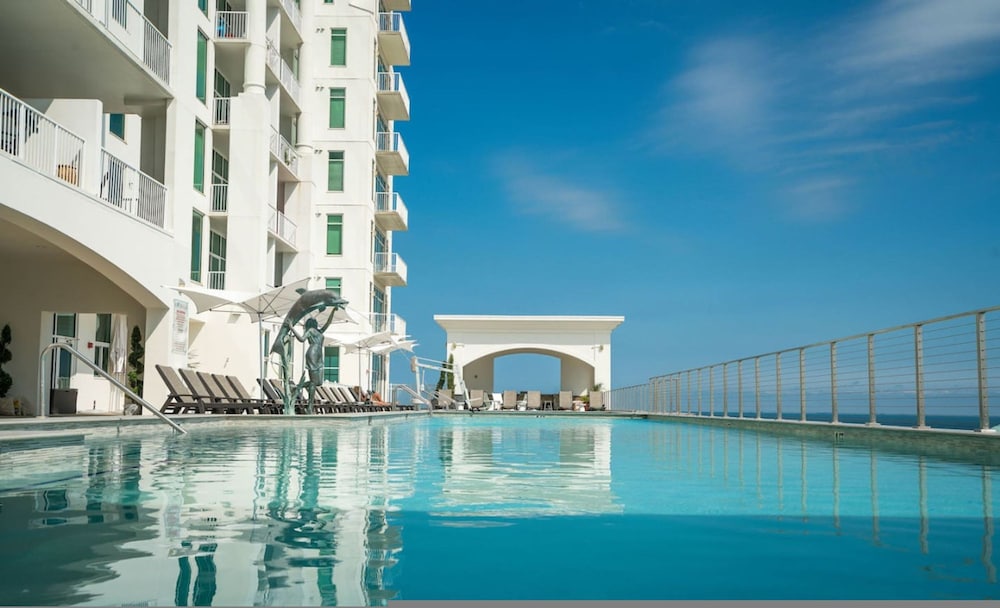 Sea it All Infinity Pool Ocean Views Steps From