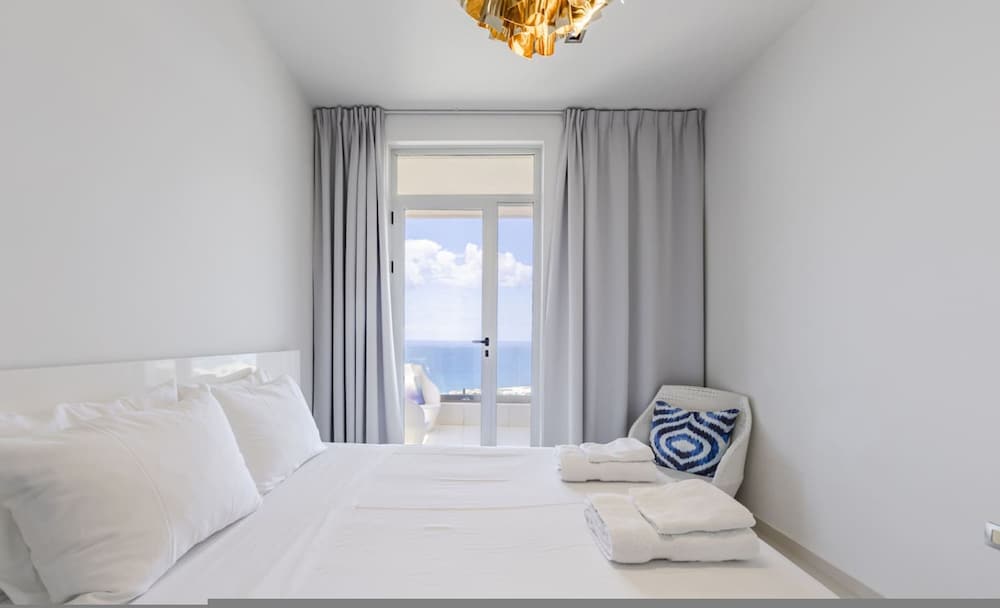 Villa Belle Azure in Gjilek