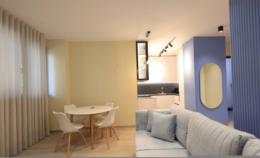Illyrian Apartment 02