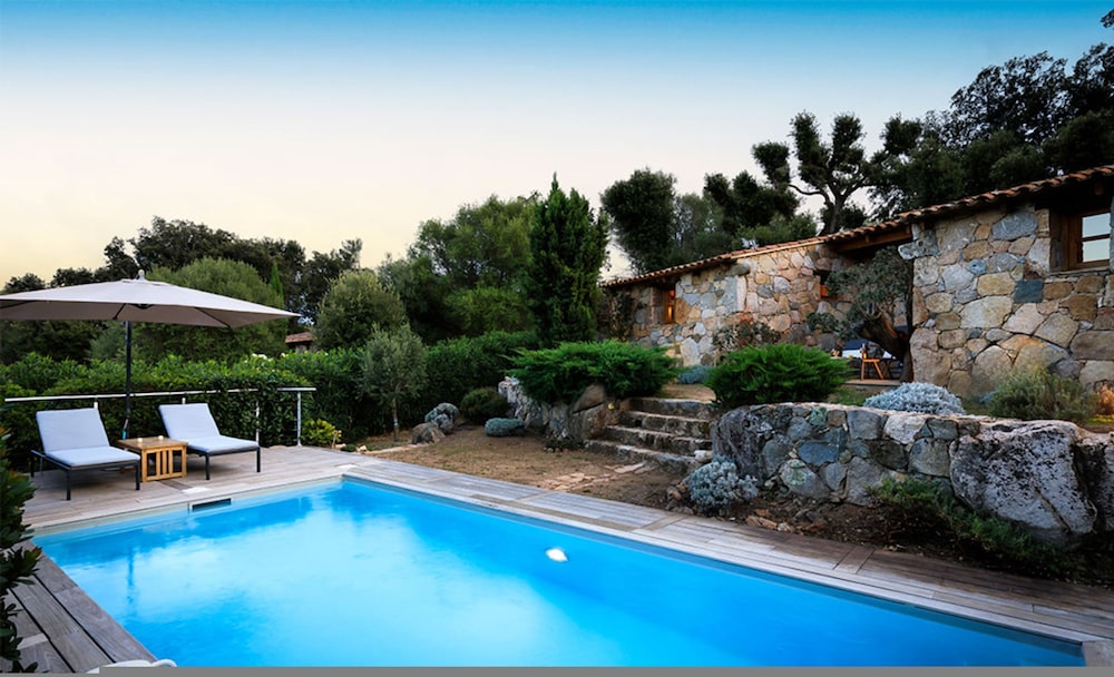 U Caseddu in Sotta With 2 Bedrooms and 1 Bathrooms
