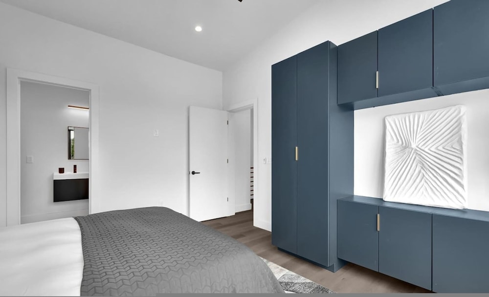 Stylish Getaway -columbus-3 Bedroom Masterpiece