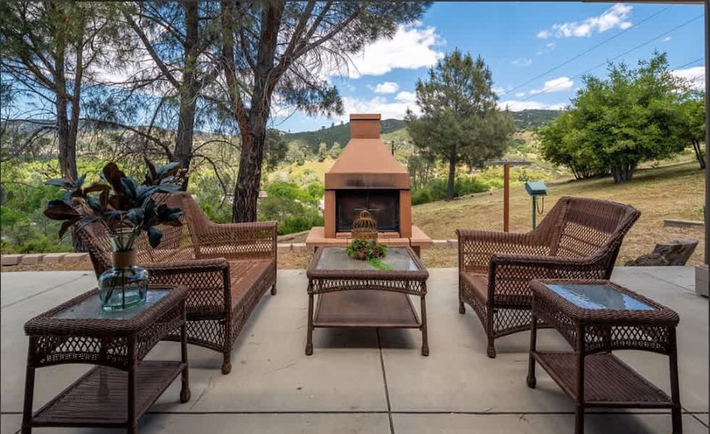 Bright Family Getaway Mountain Views Outdoor Living