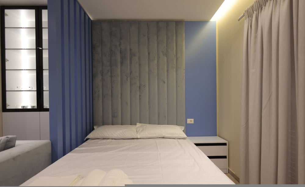 Illyrian Apartment 02