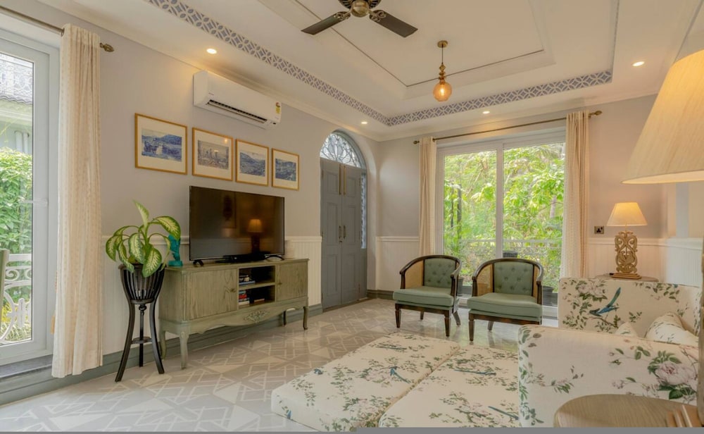 The Hornbill Villa - 3bhk With Pvt Pool in Saligao