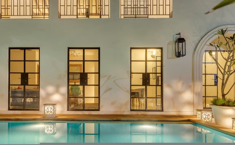 Casa Brilhante - 4BR Villa w Private Pool Garden