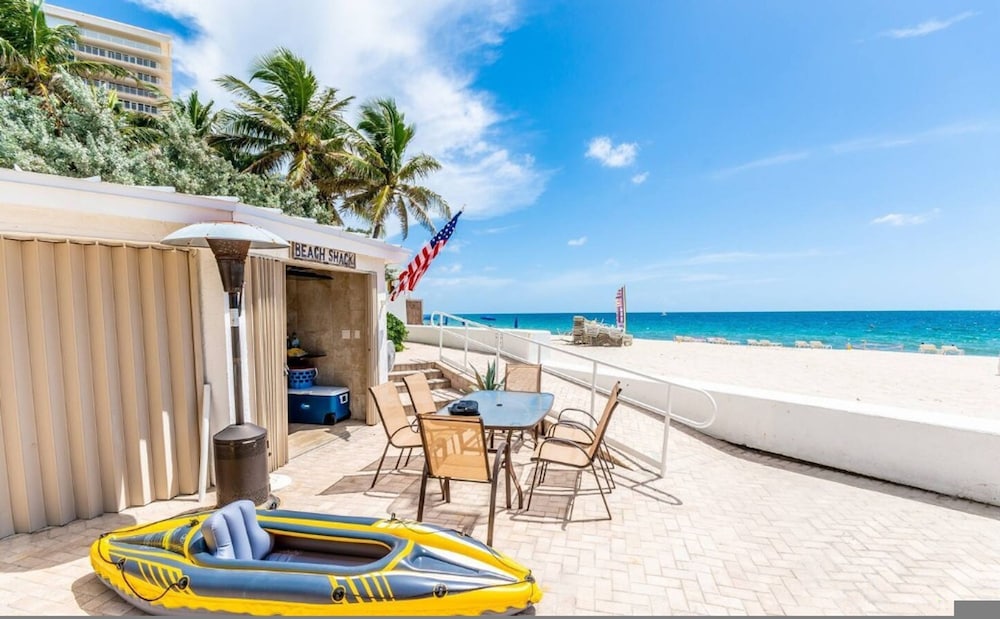 Beachfront Escape Pool Stunning Beach Views