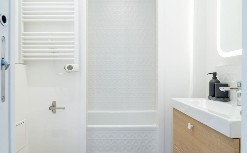 Lavie Maison the Spacious