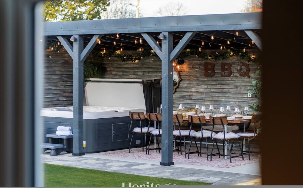 Blythewood Aberdeenshire Luxury House With Hot Tub
