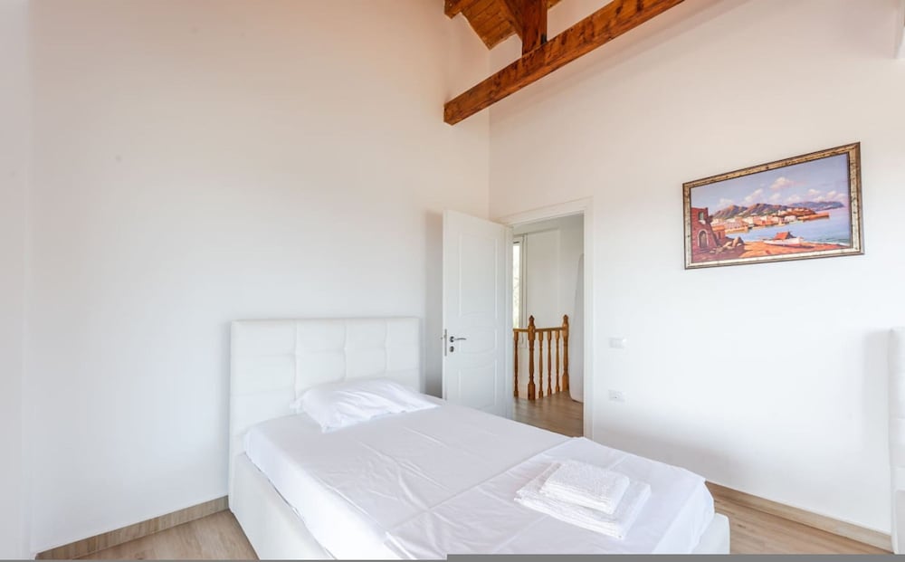Siar The Large Villa