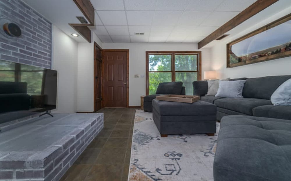 Shenandoah Retreat - Family Home