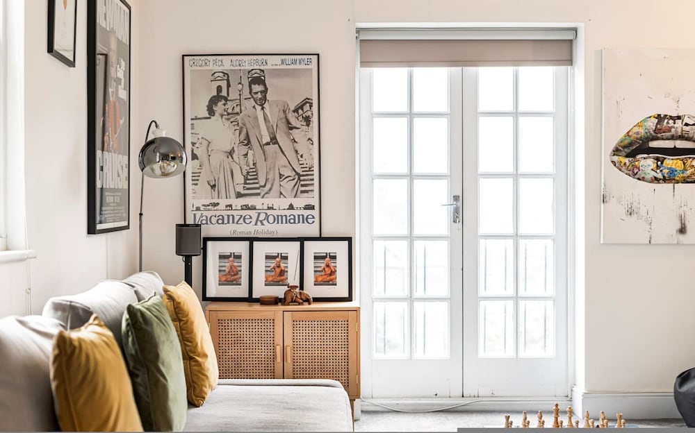 Elegant 1BR Apartment in Kensington With Balcony