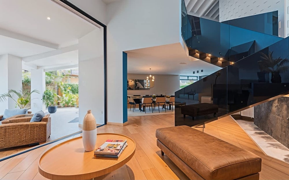 Amazing 6BR Oasis in Poblado MDE