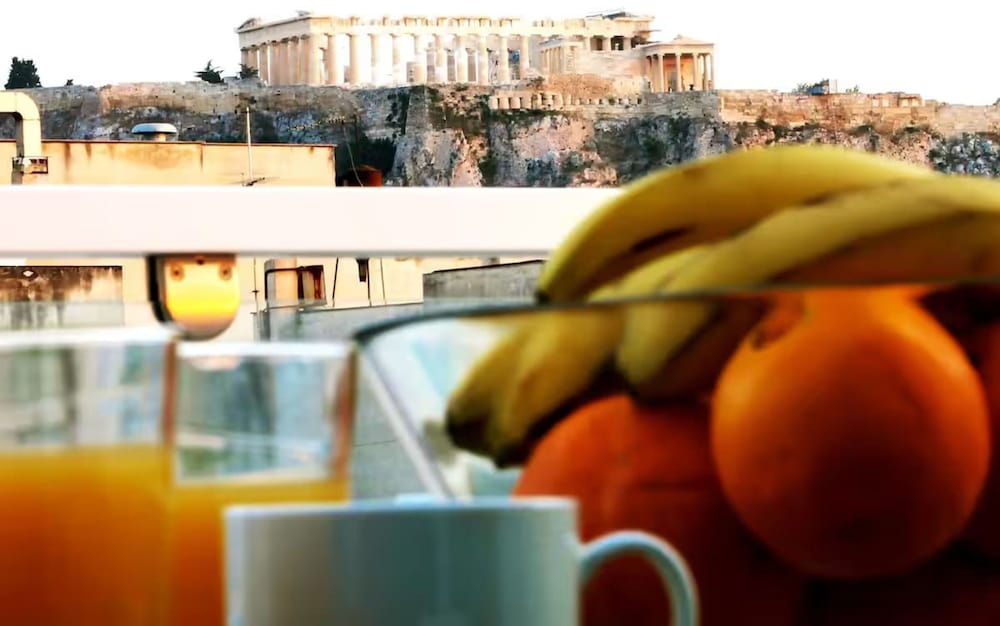 Praxitelous 37 in Athens
