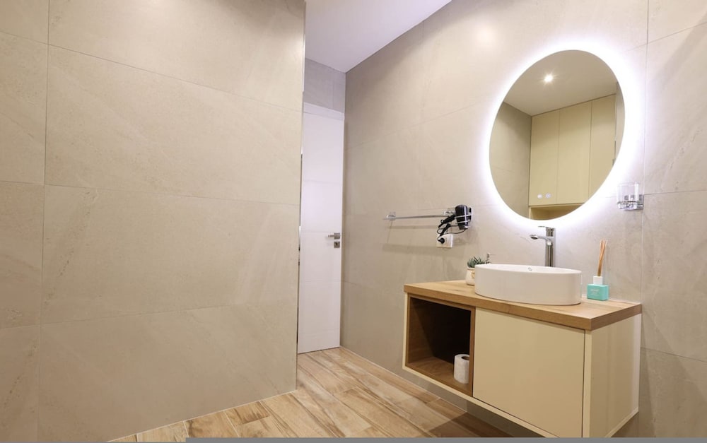 Grandstay Apartments 008