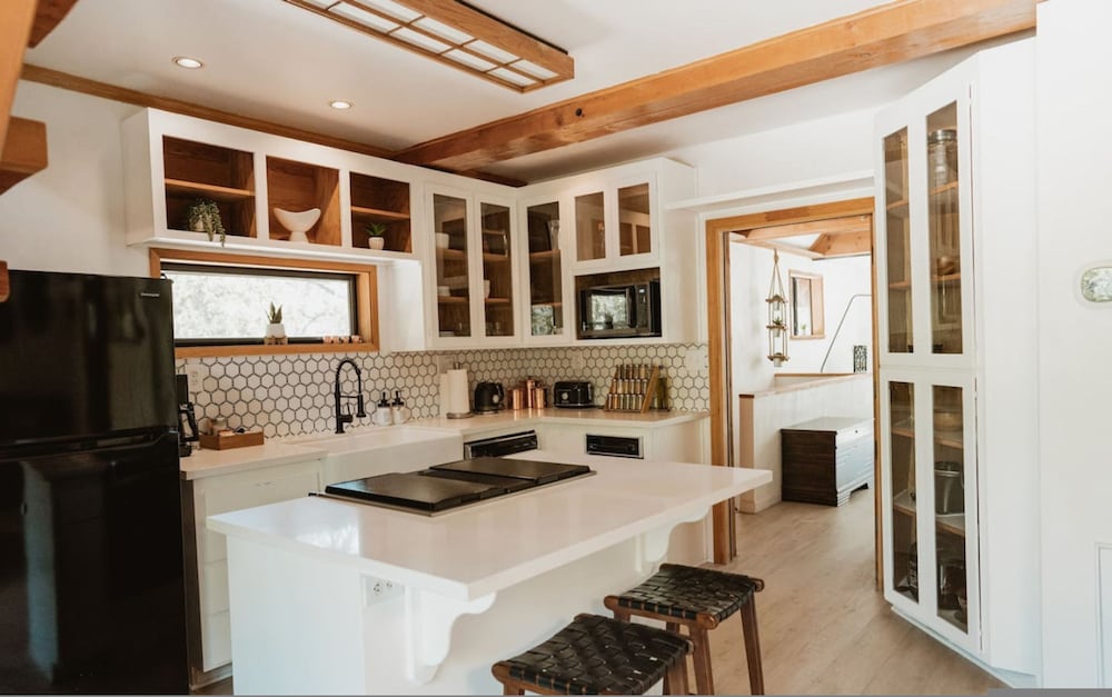Luxury Casa Oso Retreat 2houses Hottub BBQ 43acres