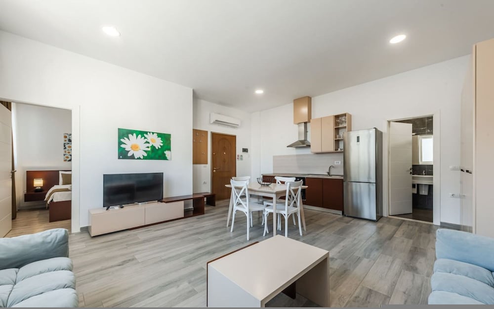 Seaside Apartment With Resort Access - Margarita