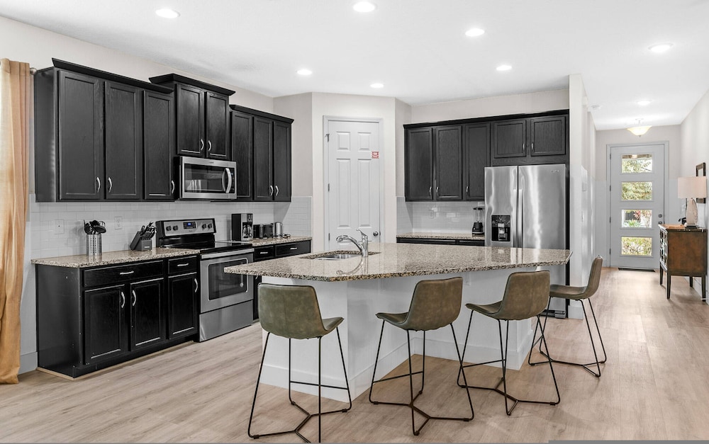 Spacious 7Bd Next to Clubhouse at Solara Resort