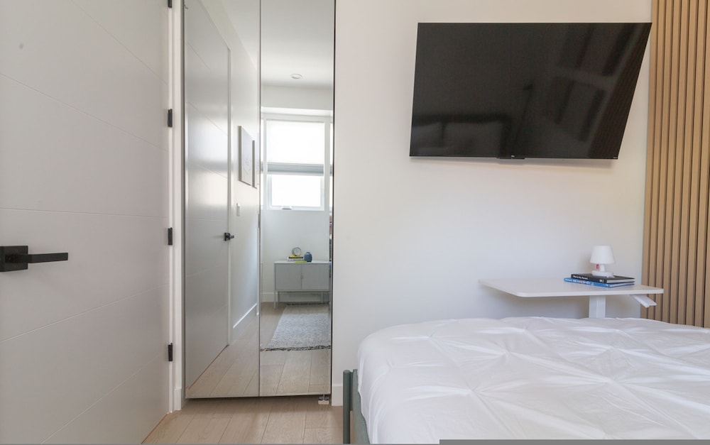 Scandinavian-style 1BR Apartment Built 2024 p80