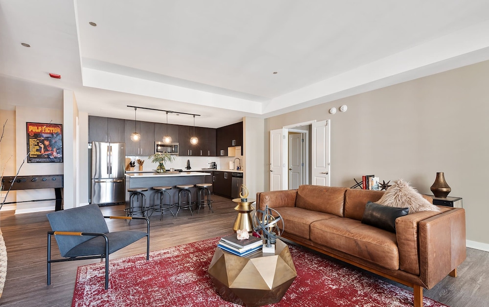 Downtown Group Ideal 2 Luxury Units Iconic Views