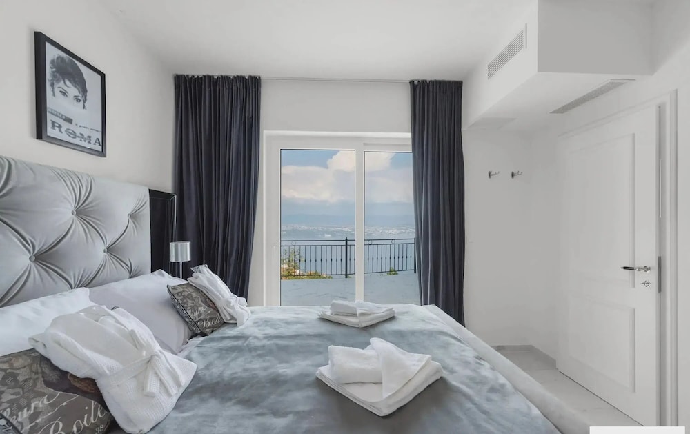 Villa Lauriana Nearby Opatija - Crovillas