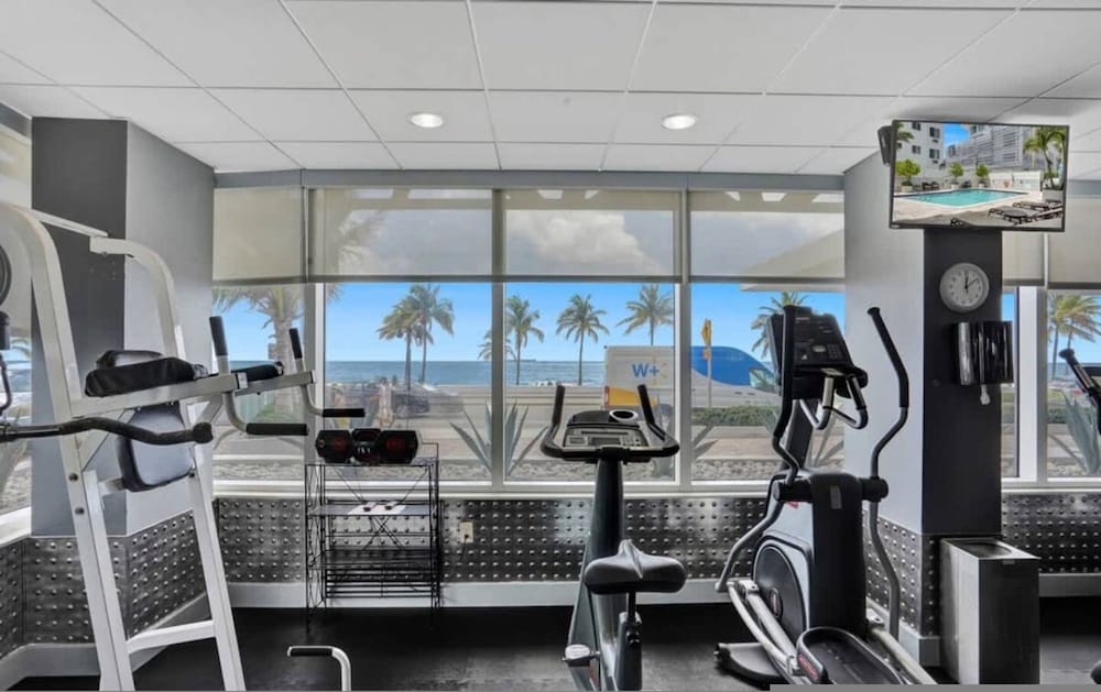 Boutique Luxury 2Br 2Ba Beach Intercostal View