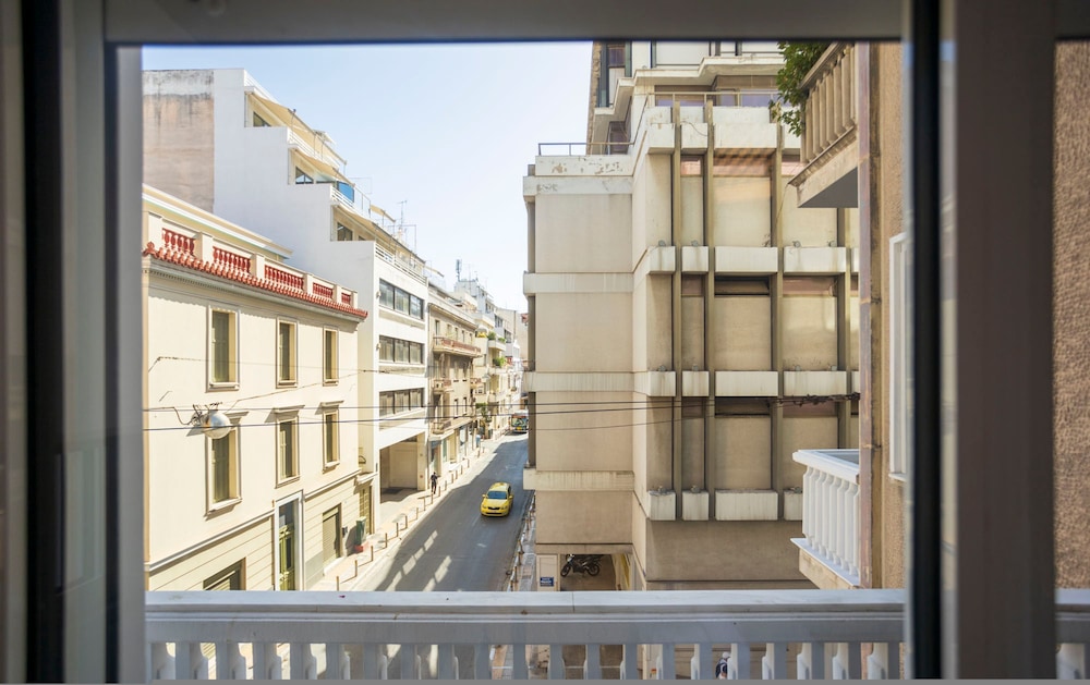 Elegant 3-bedroom Retreat in the Heart of Kolonaki