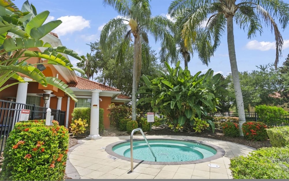Your Dream Disney Retreat Awaits