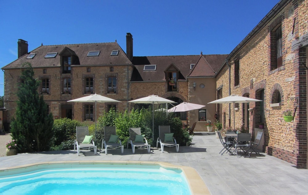 Corps de Ferme Avec Piscine 1h30 de Paris