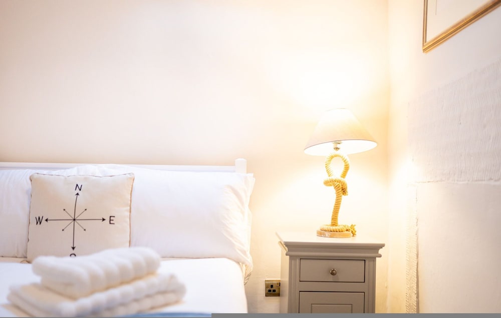 Host Stay Well Farm Cottage