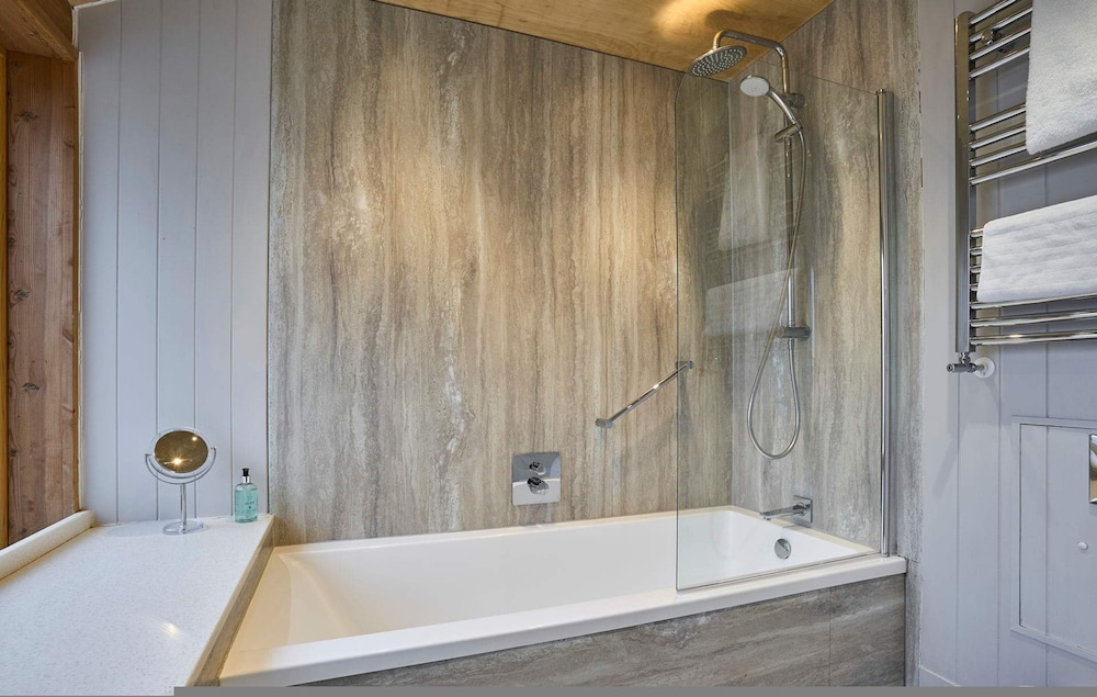 Host Stay Gwyle in Wareham