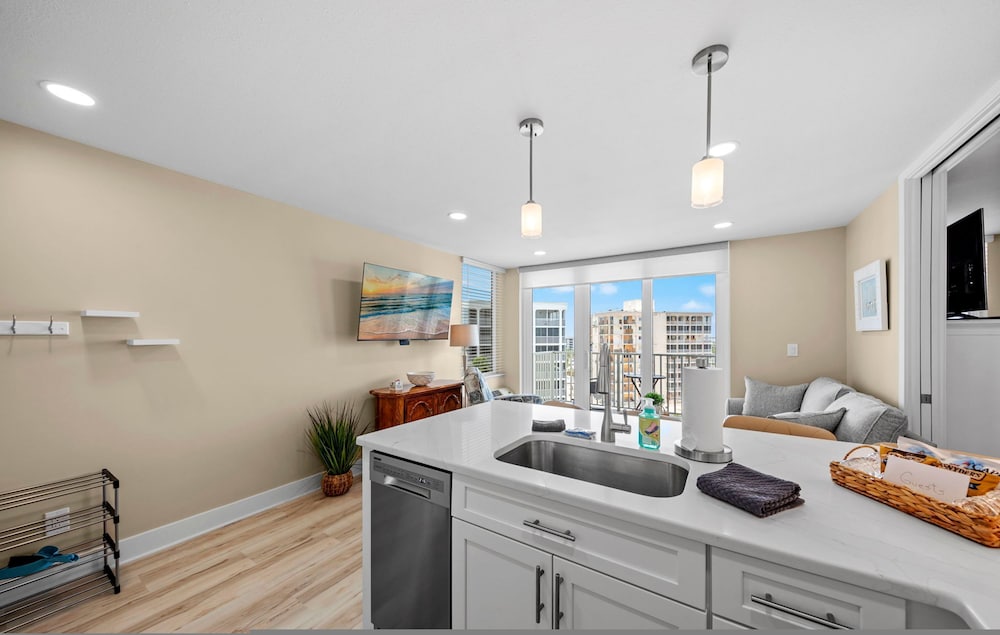 New Luxury Estero Beach Tennis Club 708a
