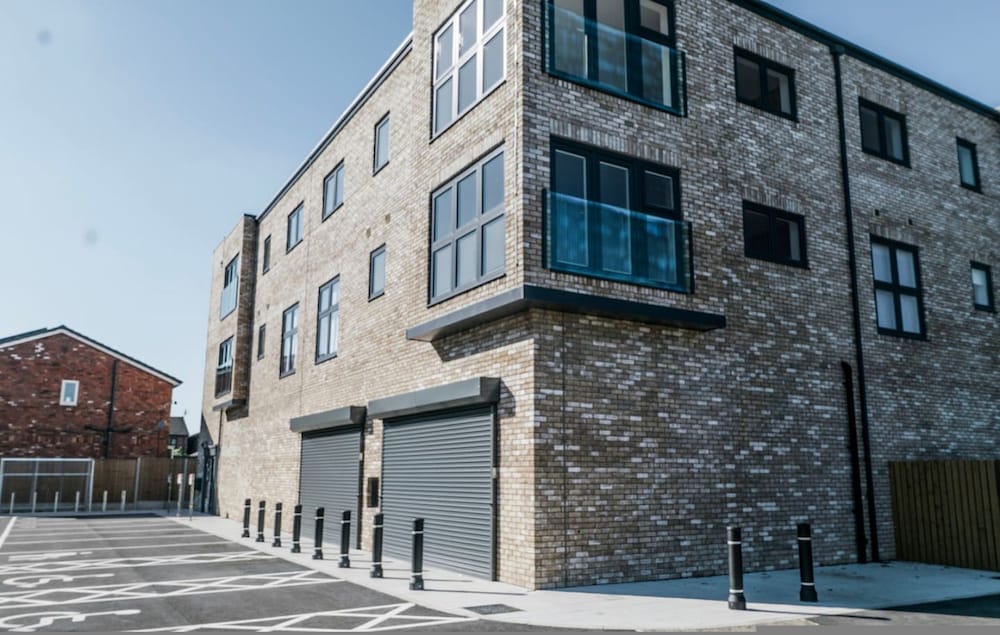 Luxury Manchester Apartment - Blue view 4