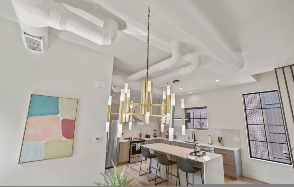 Stylish Getaway -columbus-3 Bedroom Masterpiece