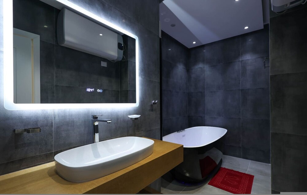 Grandstay Apartments 007