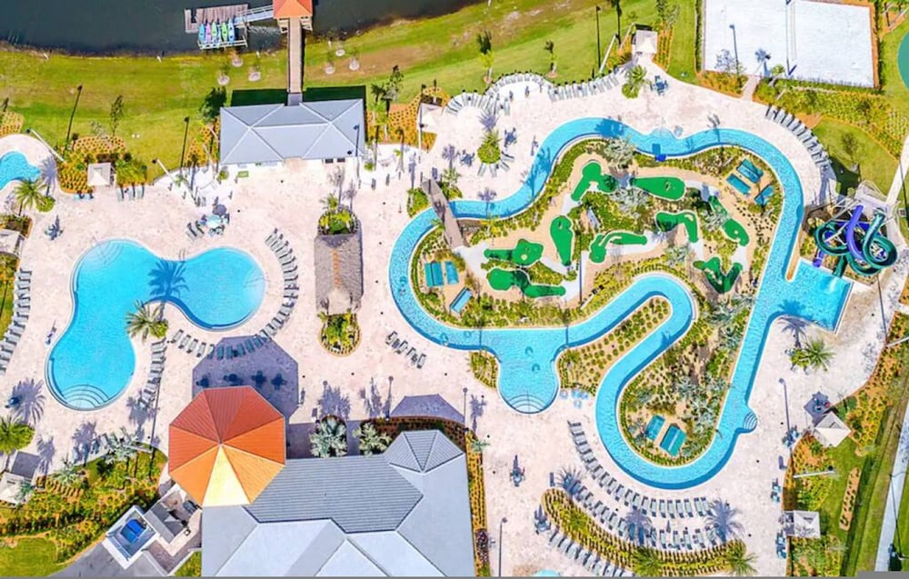 104 Modern Condo Storey Lake Disney