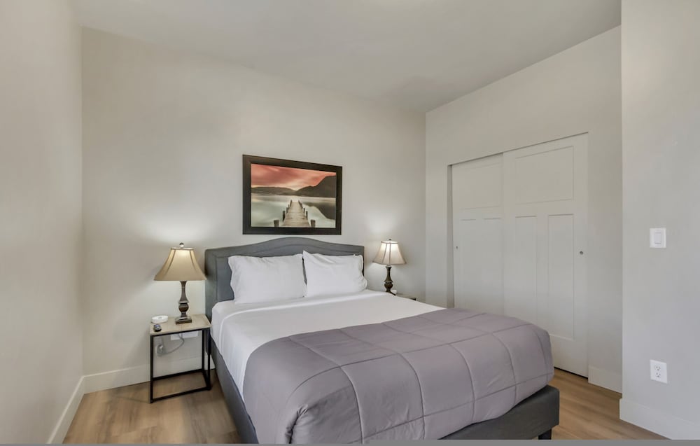 3 Bed 2 Bath King Beds With Smoker Grill