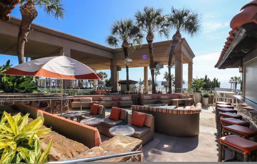 Gorgeous San Luis Condo Amazing Pool Amenities