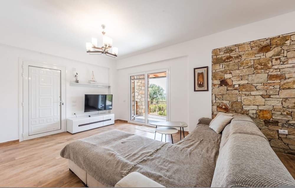 Siar The Large Villa