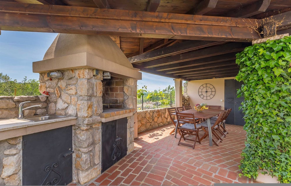 Holiday House Casa D Oro