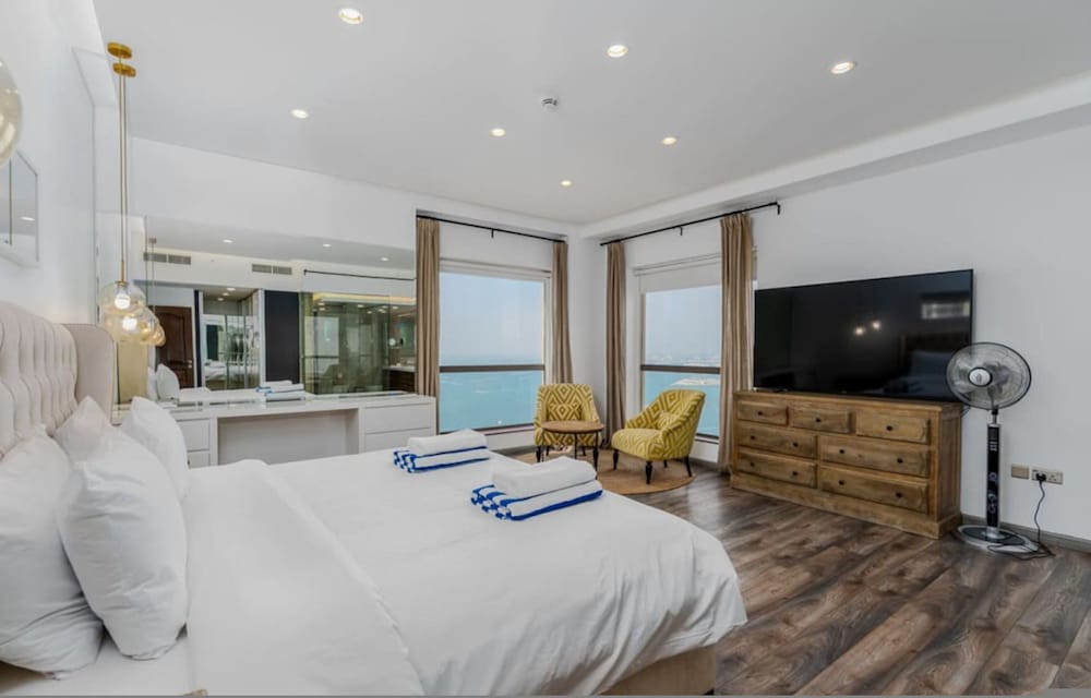 JBR Bahar Beach Views 4 Beds