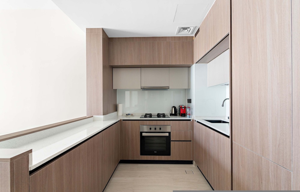 New 1-bedroom in Prime Gardens With Pool and gym