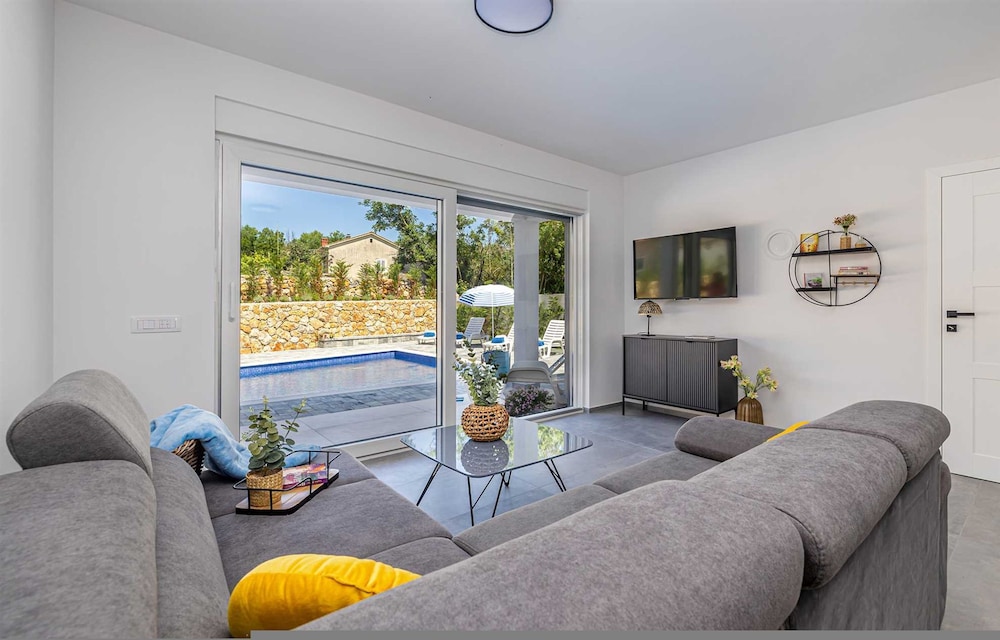 Villa Katharina With Private Pool